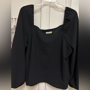 Flattering Square neck top.